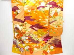 アンティーク　霞に菊模様刺繍振袖